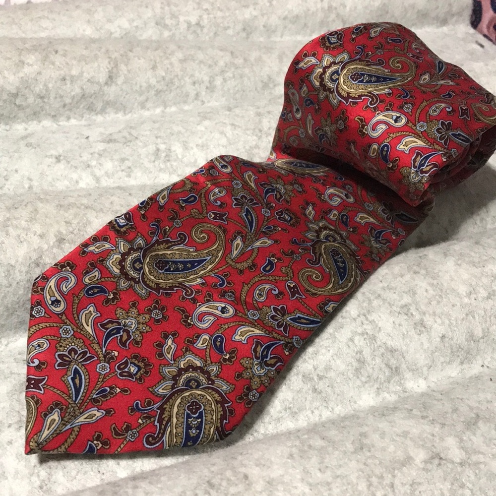 Uomo Venetto Vintage silk tie